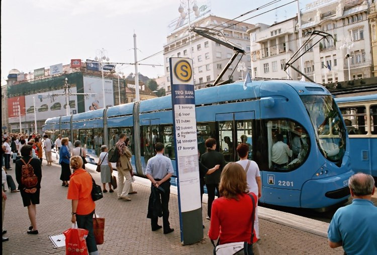 Vremeplov -  20 godina prvog niskopodnog tramvaja! 